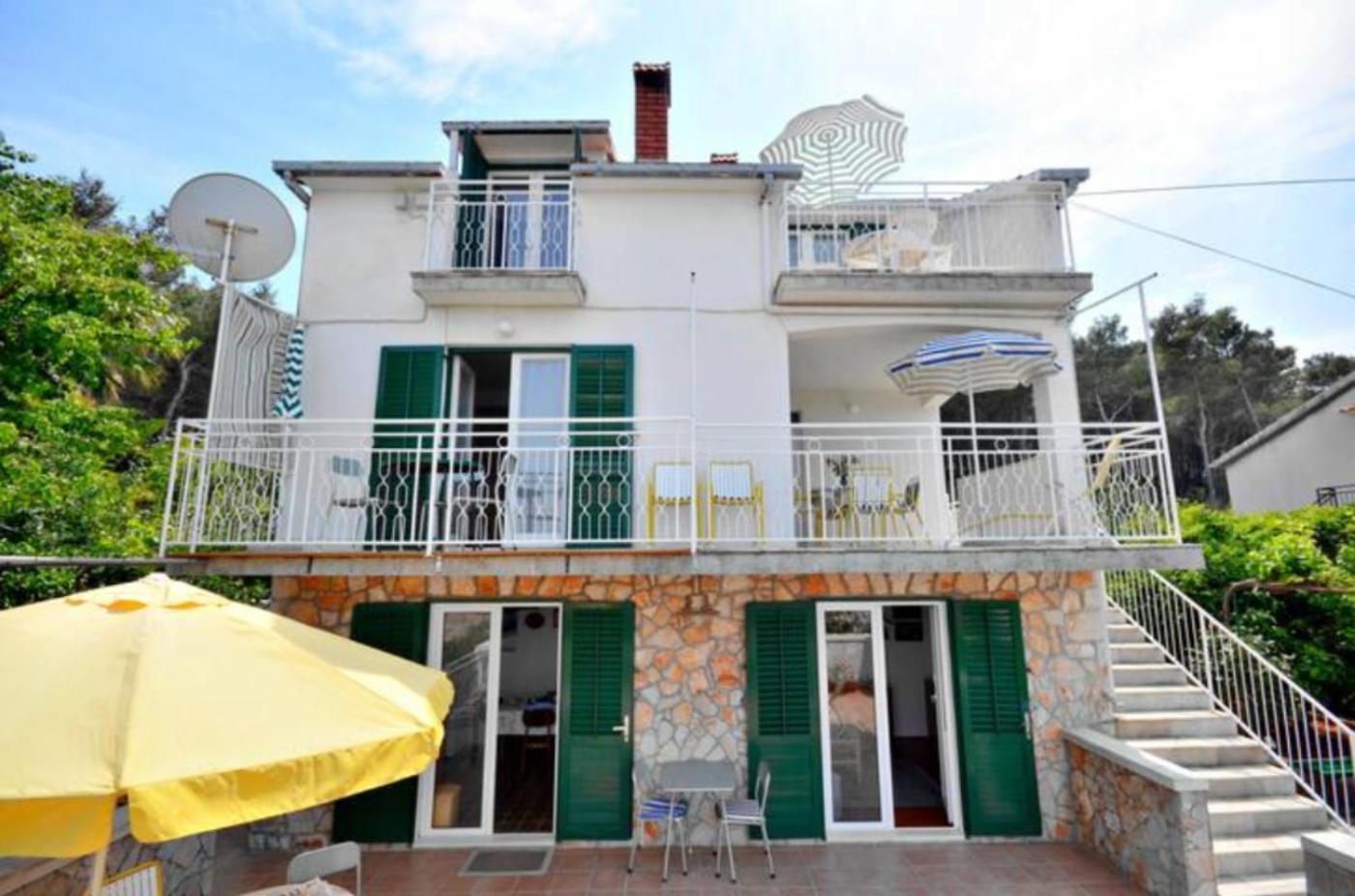 Apartment Bozikovic - Jelsa - Vitarnja Exteriör bild