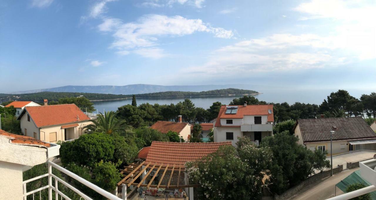 Apartment Bozikovic - Jelsa - Vitarnja Exteriör bild